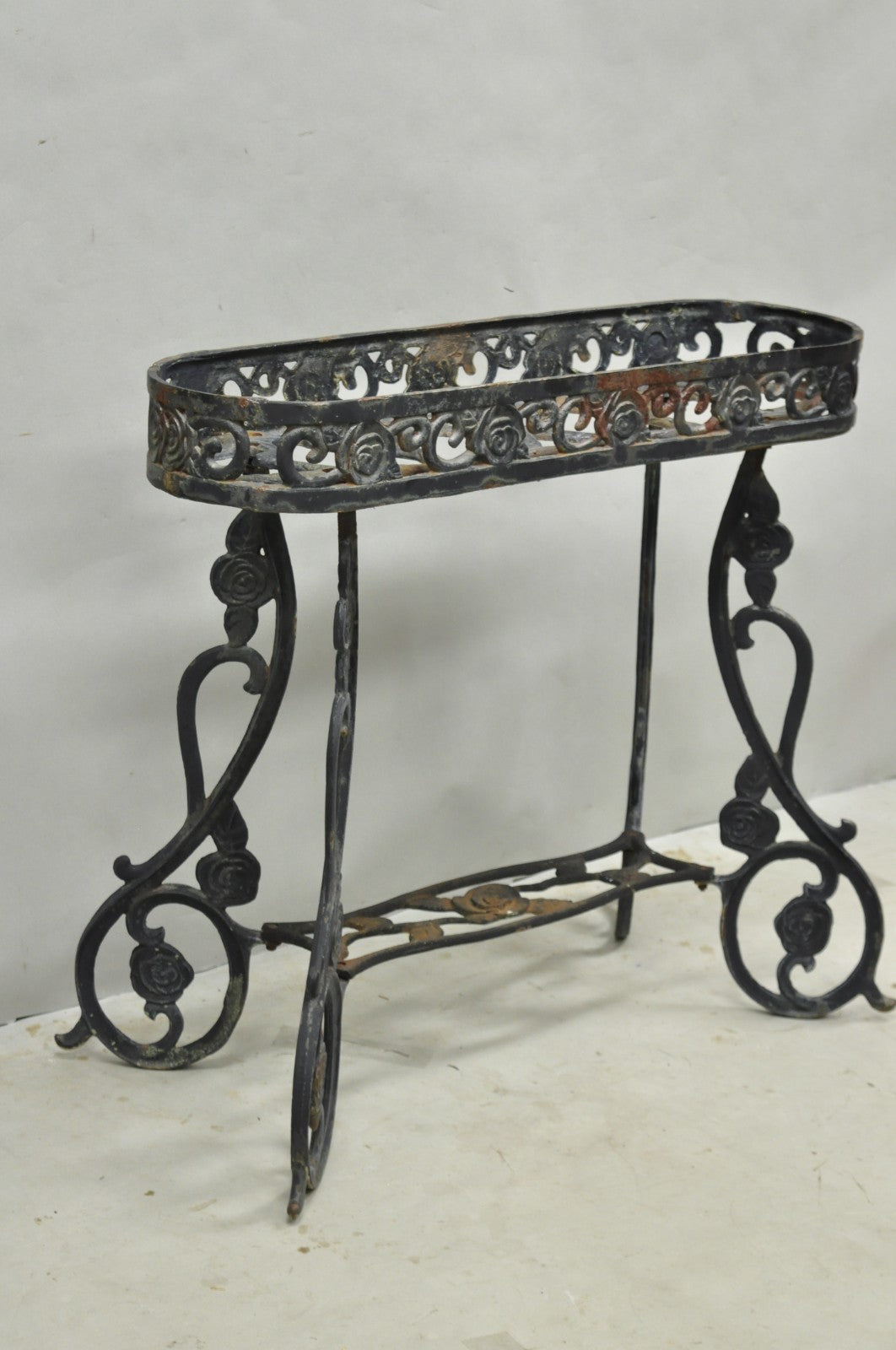 Vintage French Art Nouveau Style Heavy Wrought Iron Garden Planter Plant Stand