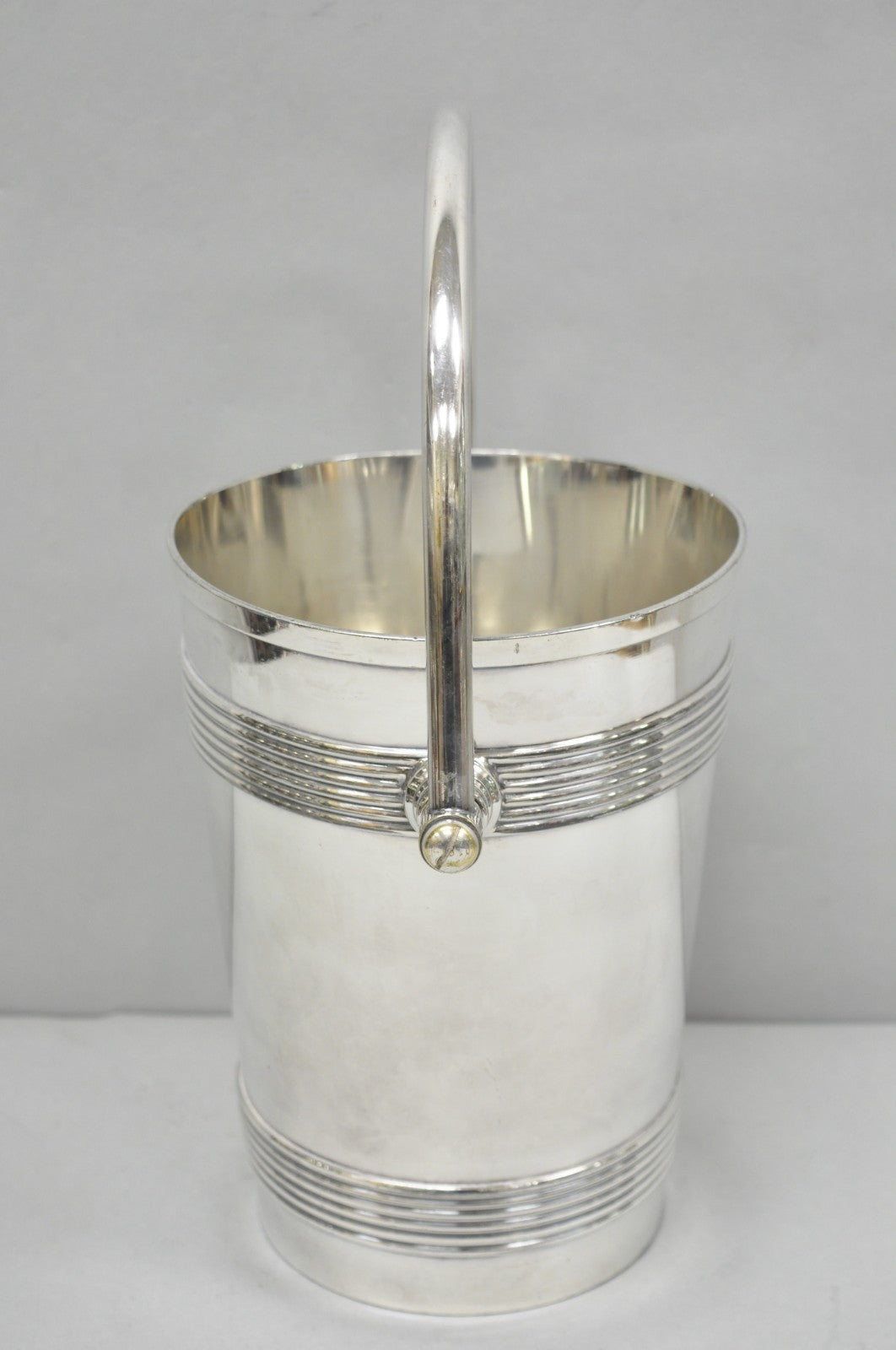 International Wilcox English Regency Silver Plated Champagne Ice Bucket "S" Mono