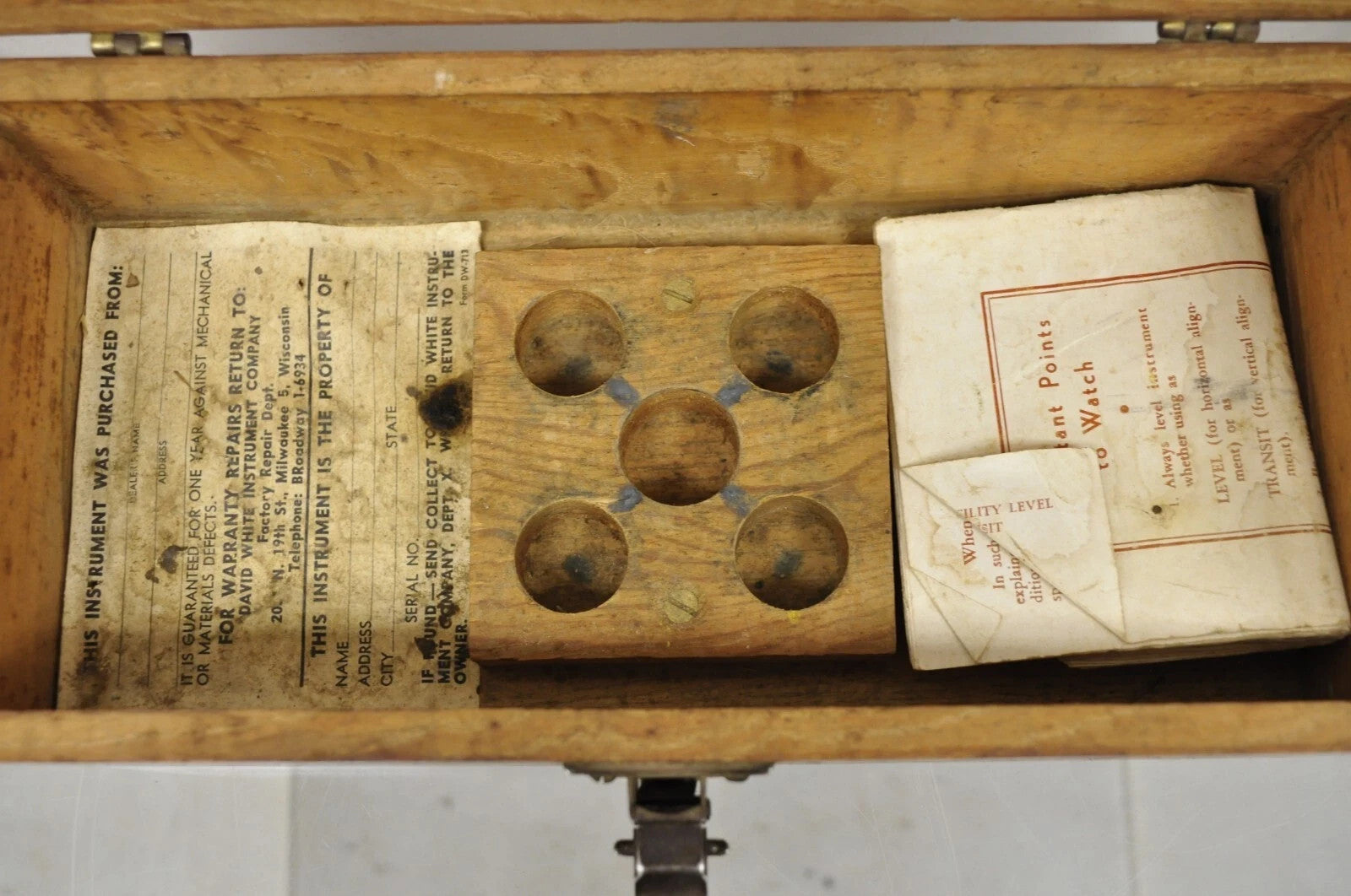Vintage David White Instrument Surveying Equipment Plane Utility Level Oak Case
