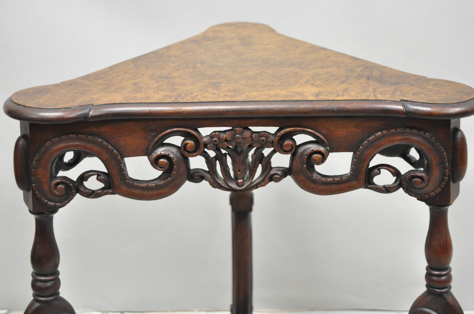 Antique Burl Walnut William & Mary Jacobean Triangular Accent Side Table