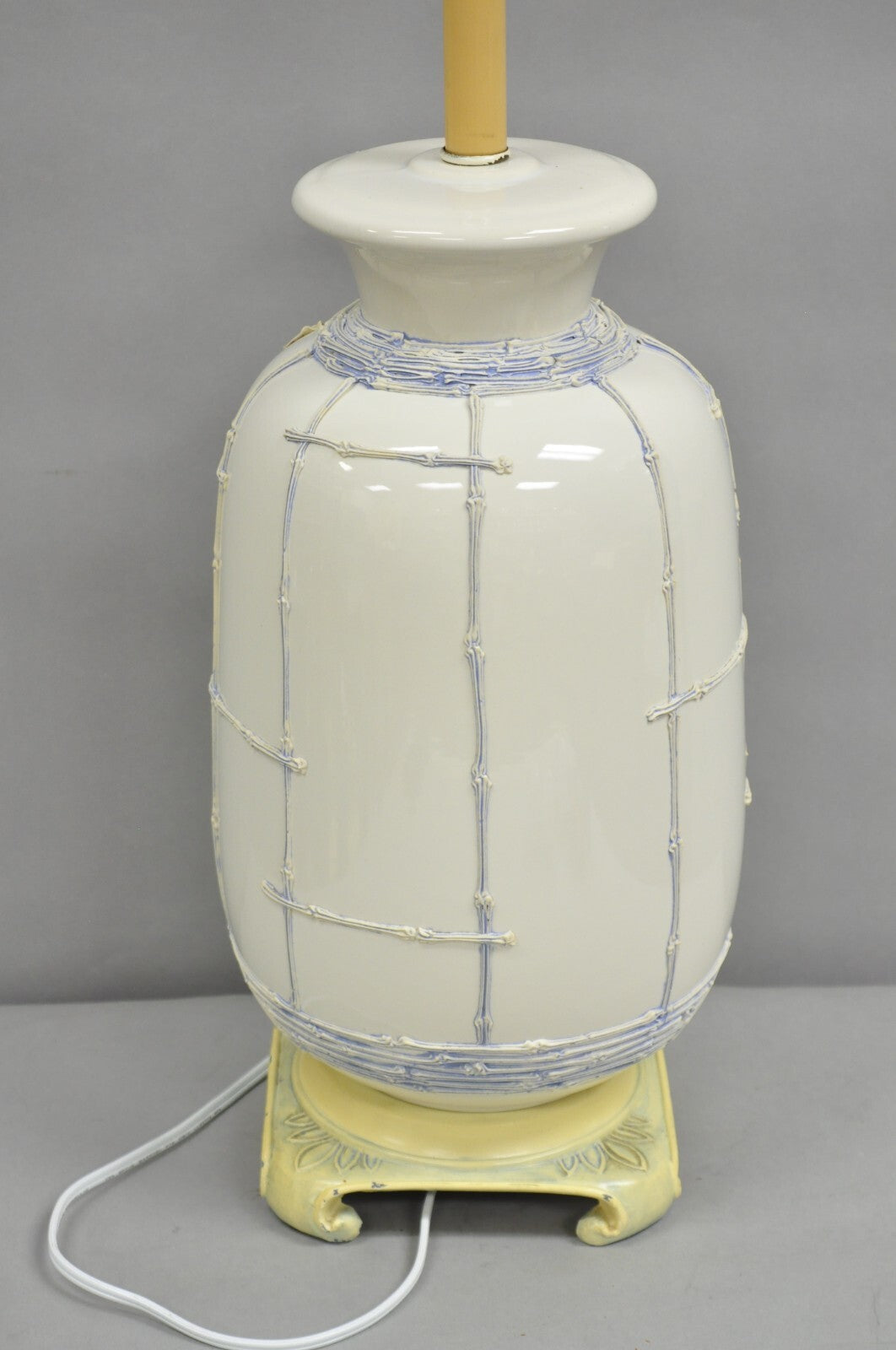 Vintage Chinoiserie White Porcelain Jardinere Table Lamp w/ Applied Flowers