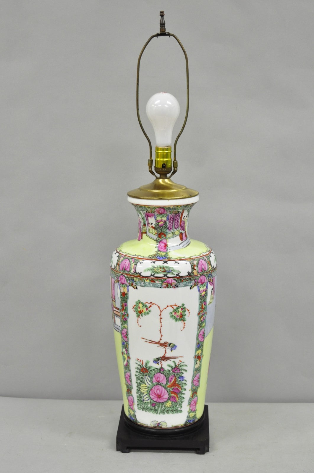 Vintage Chinese Porcelain Jardiniere Vase Hand Painted Green White Table Lamp