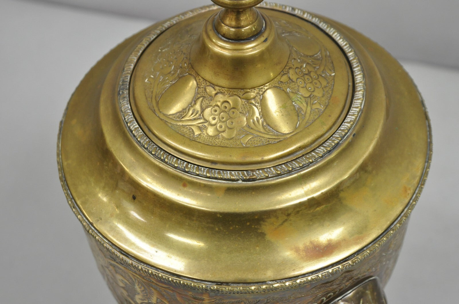 Antique Italian Renaissance Brass Floral Repousse Lions Samovar Drink Dispenser