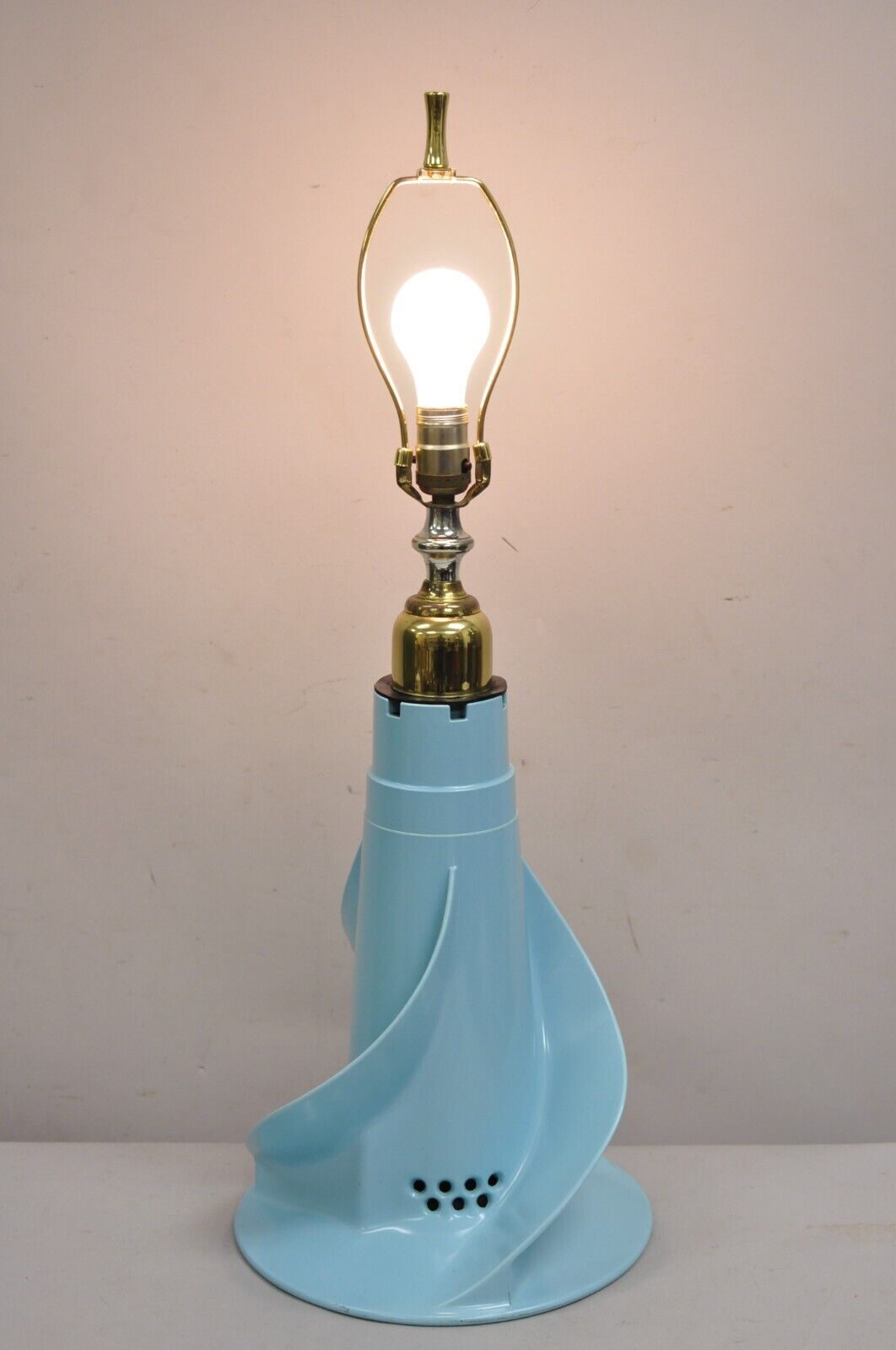 Vintage Mid Century Modern Turquoise Blue Washing Machine Agitator Table Lamp