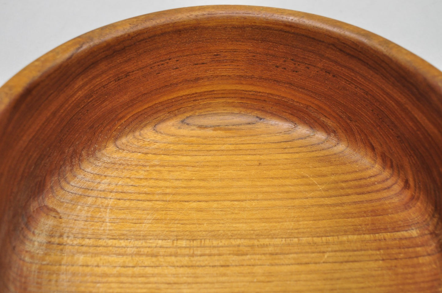 Vintage Mid Century Danish Modern Carved Teak Wood Salad Fruit Bowl (A)