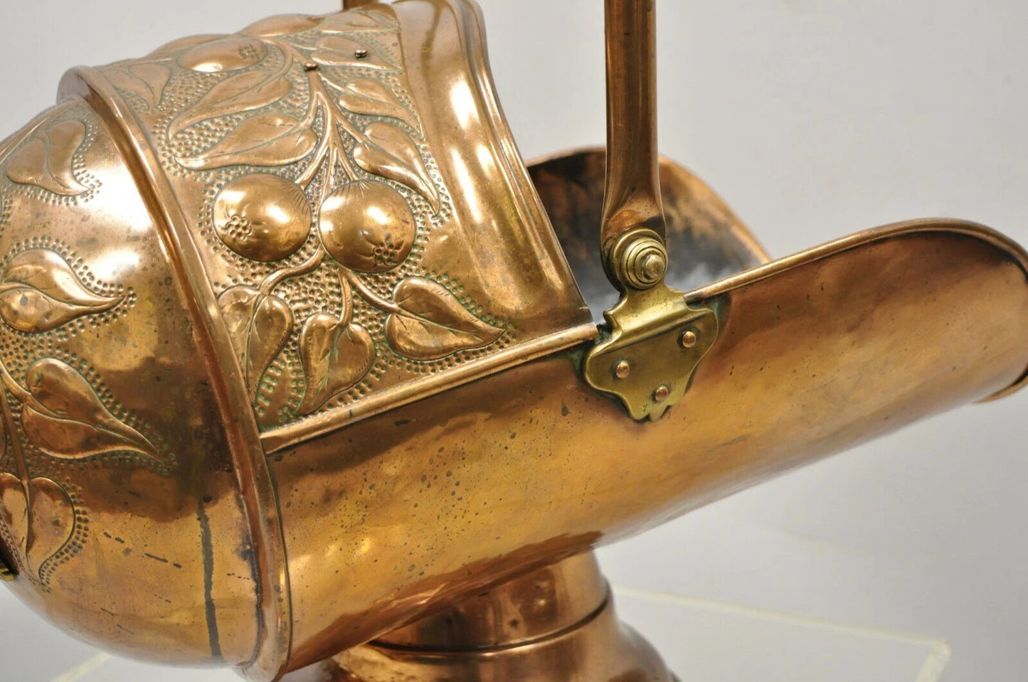 Antique English Victorian Floral Embossed Copper Helmet Coal Scuttle Bucket