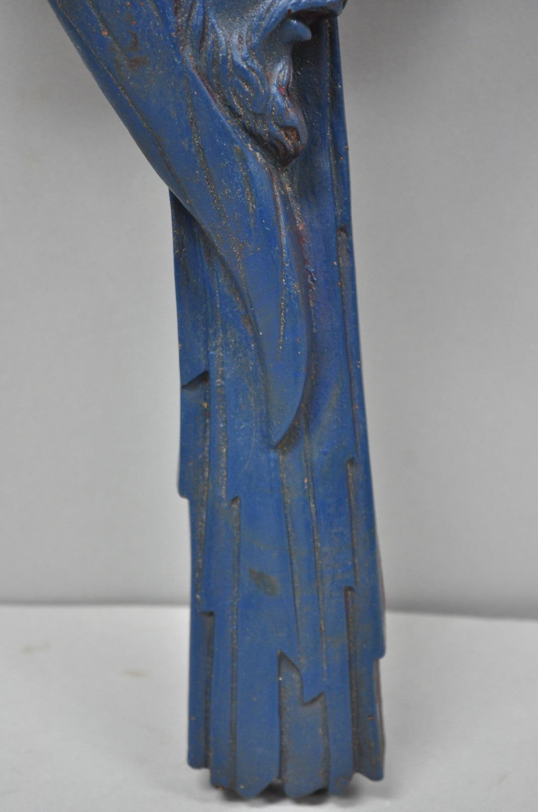 Vintage Religious Jesus Sculpted Resin Blue Mid Century Wall Crucifix Cross