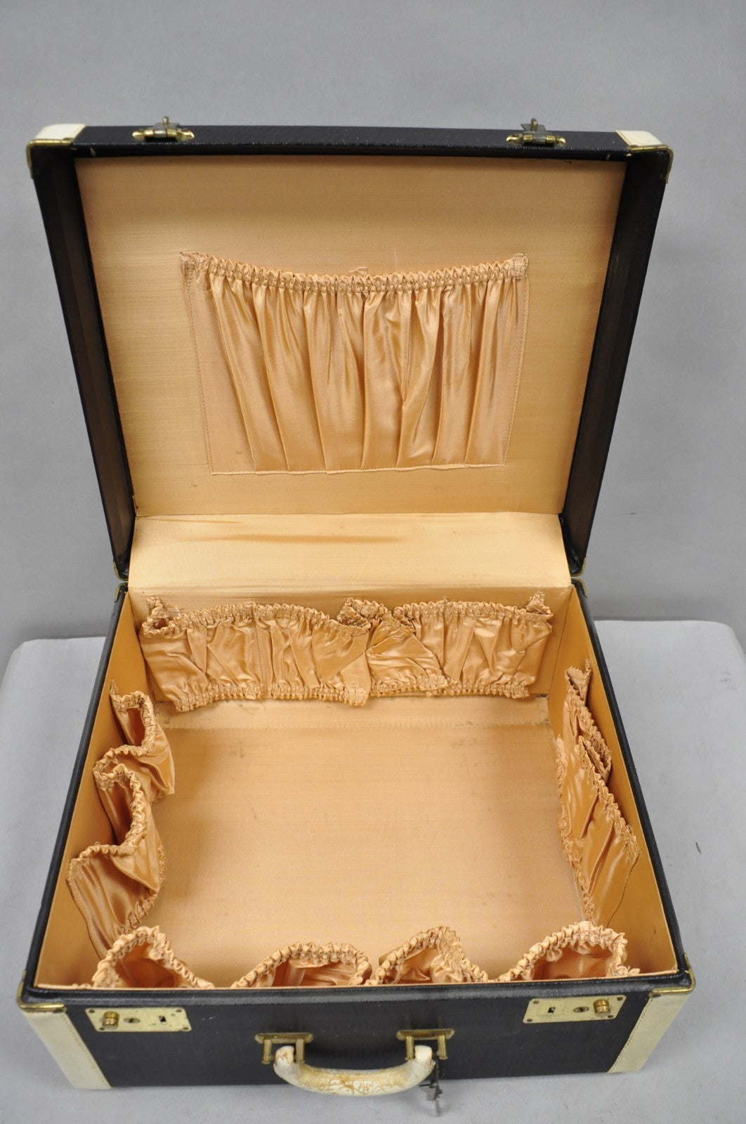 Vintage Art Deco Black & White Hard Case Travel Luggage Suitcase - 2 Pc Set