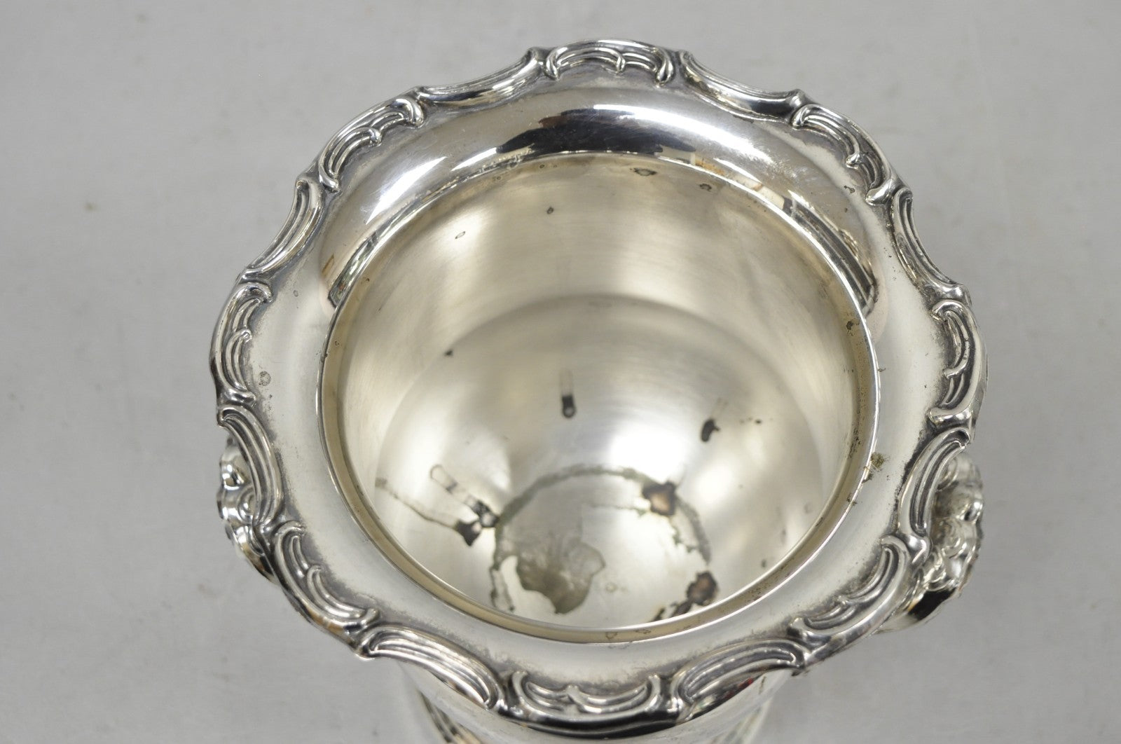Vintage Leonard Silver Plated Trophy Cup Urn Champagne Chiller Bar Ice Bucket