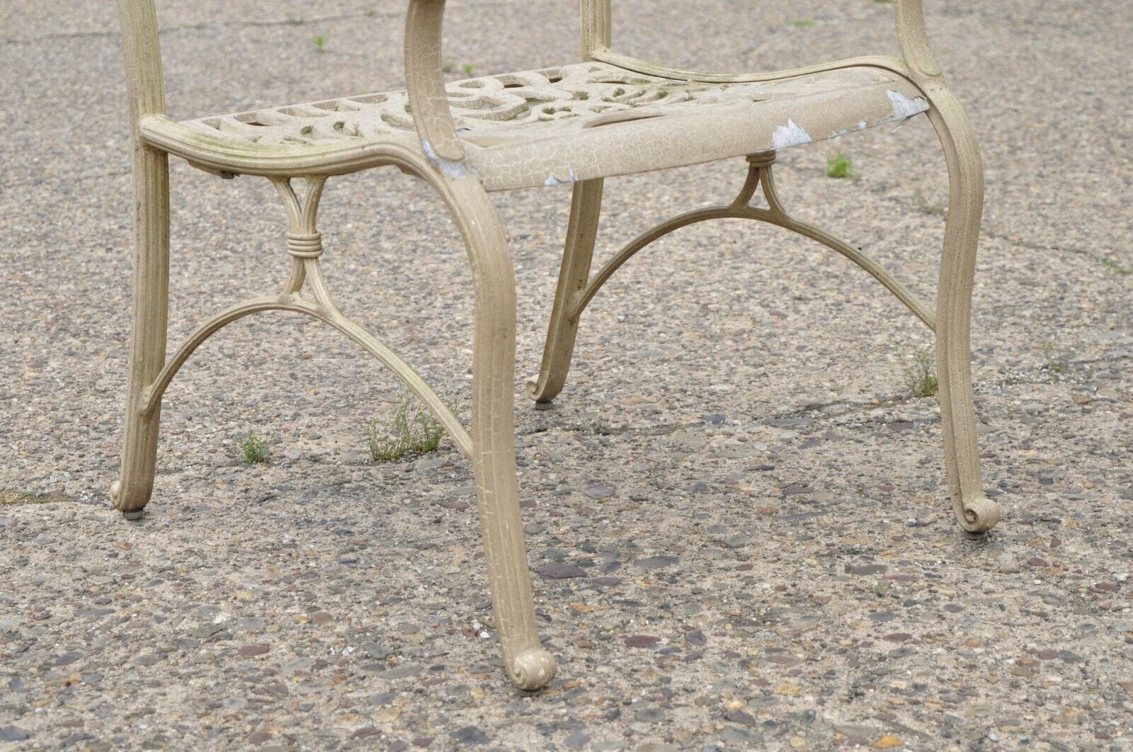 Cast Aluminum Leafy Scroll Outdoor Patio Dining Arm Chairs - Set of 4