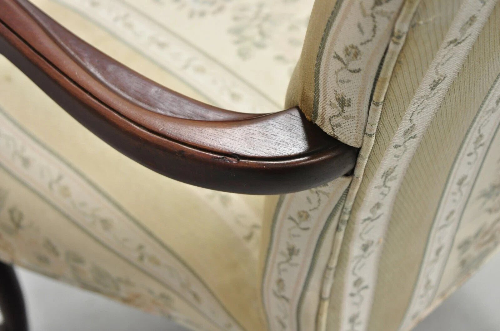 Vintage Pennsylvania House Queen Anne Mahogany Upholstered Gooseneck Arm Chair