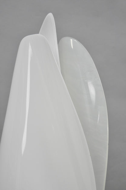 Vintage Roger Rougier White Acrylic Clam Shell Mid Century Modern Table Lamp