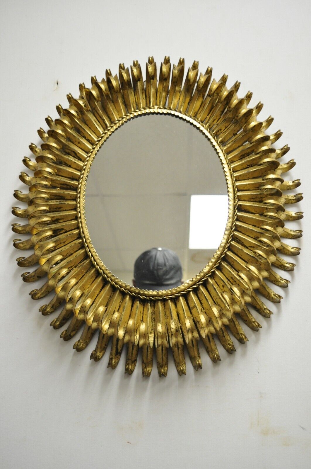 Vtg Italian Hollywood Regency Gold Gilt Iron Metal 24" Oval Sunburst Wall Mirror