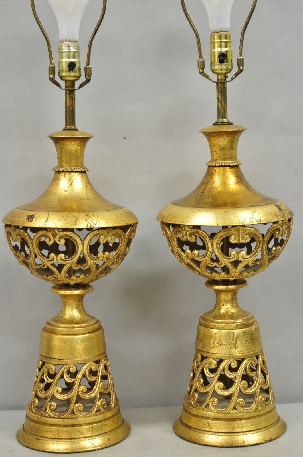 Vintage Italian Hollywood Regency Gold Gilt Iron Metal Fretwork Table Lamps Pair