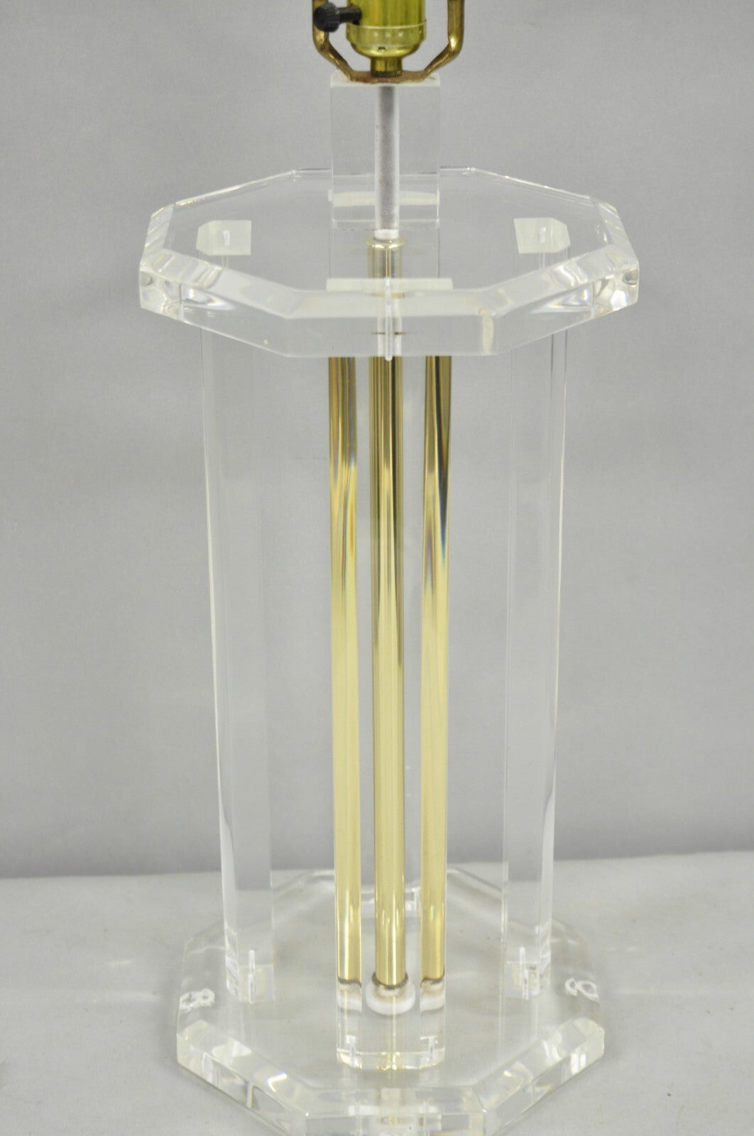Vintage Mid Century Modern Clear Lucite & Brass Sculptural Modernist Table Lamp