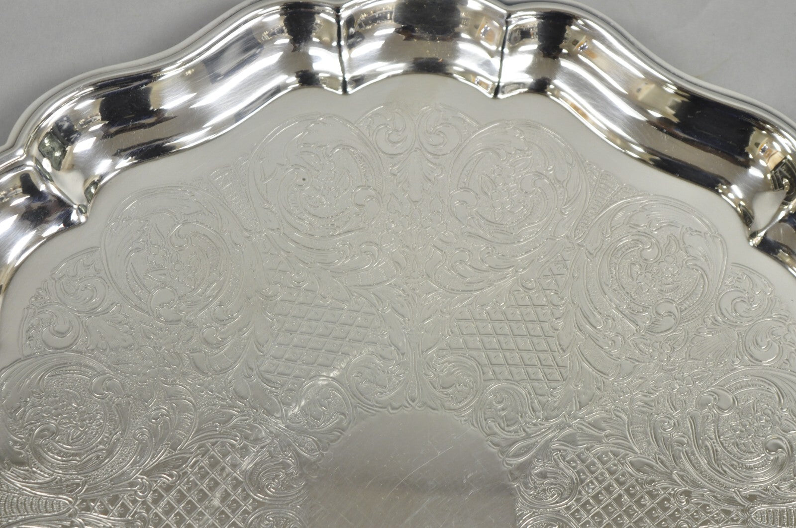Vintage Sheridan Victorian Silver Plated Footed Round Serving Platter Bar Tray