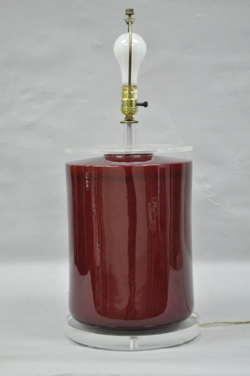 Vintage Mid Century Modern Red Ceramic Cylinder & Lucite Modernist Table Lamp