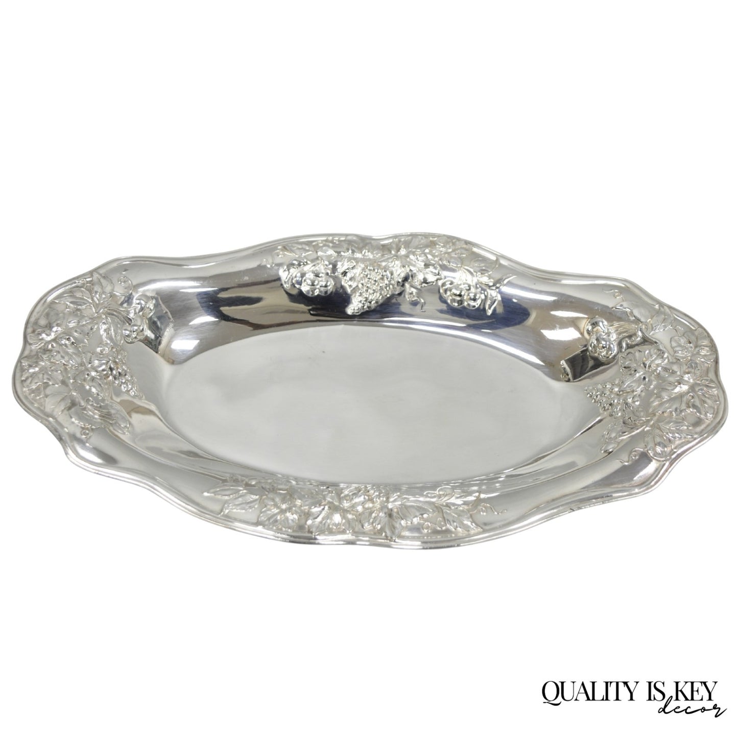 Superior Silver Grapevine Repousse Silver Plated Bread Plate Tray Trinket Dish