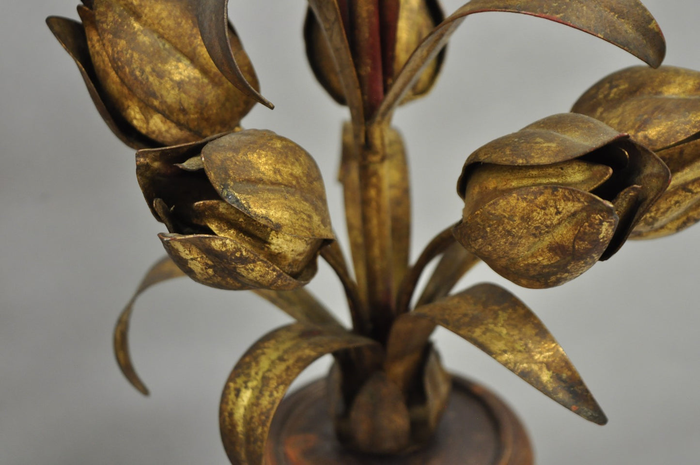 Vintage Italian Hollywood Regency Gold Gilt Iron Flower Bouquet Table Lamps Pair