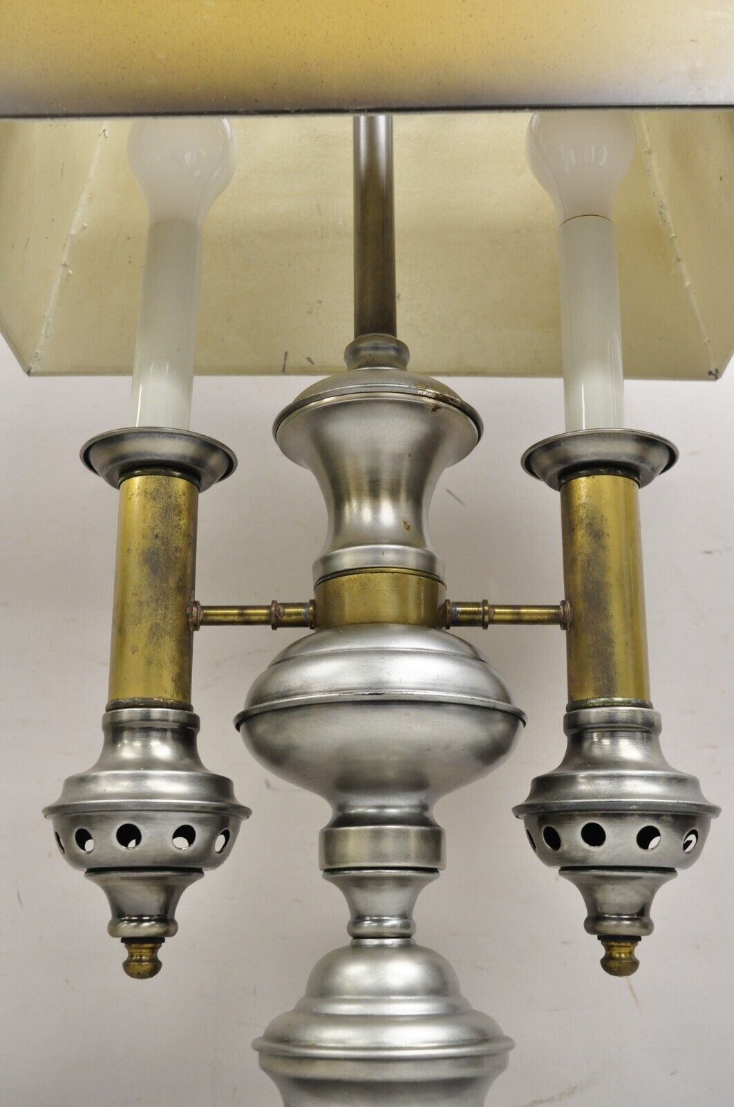 Vintage English Colonial Style Tole Metal Double Candle Student Desk Table Lamp