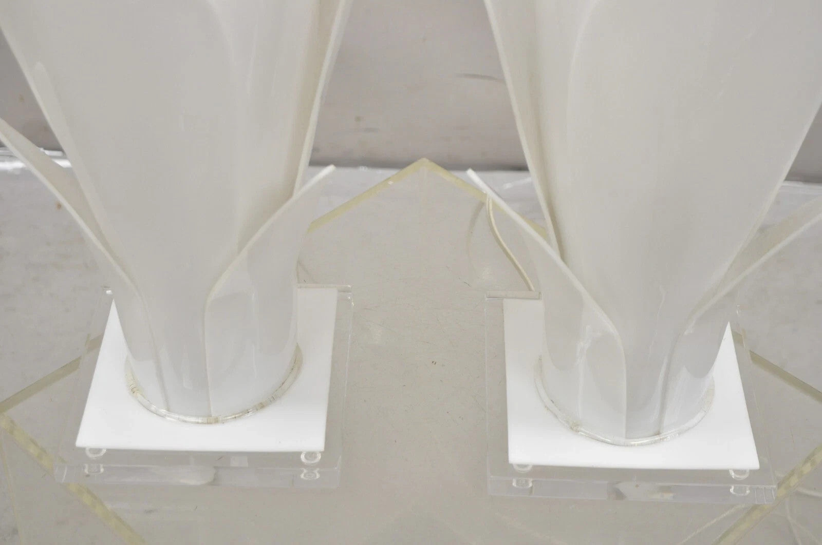 Rougier White Acrylic Lucite Tulip Flower Leaf Mid Century Table Lamps - a Pair