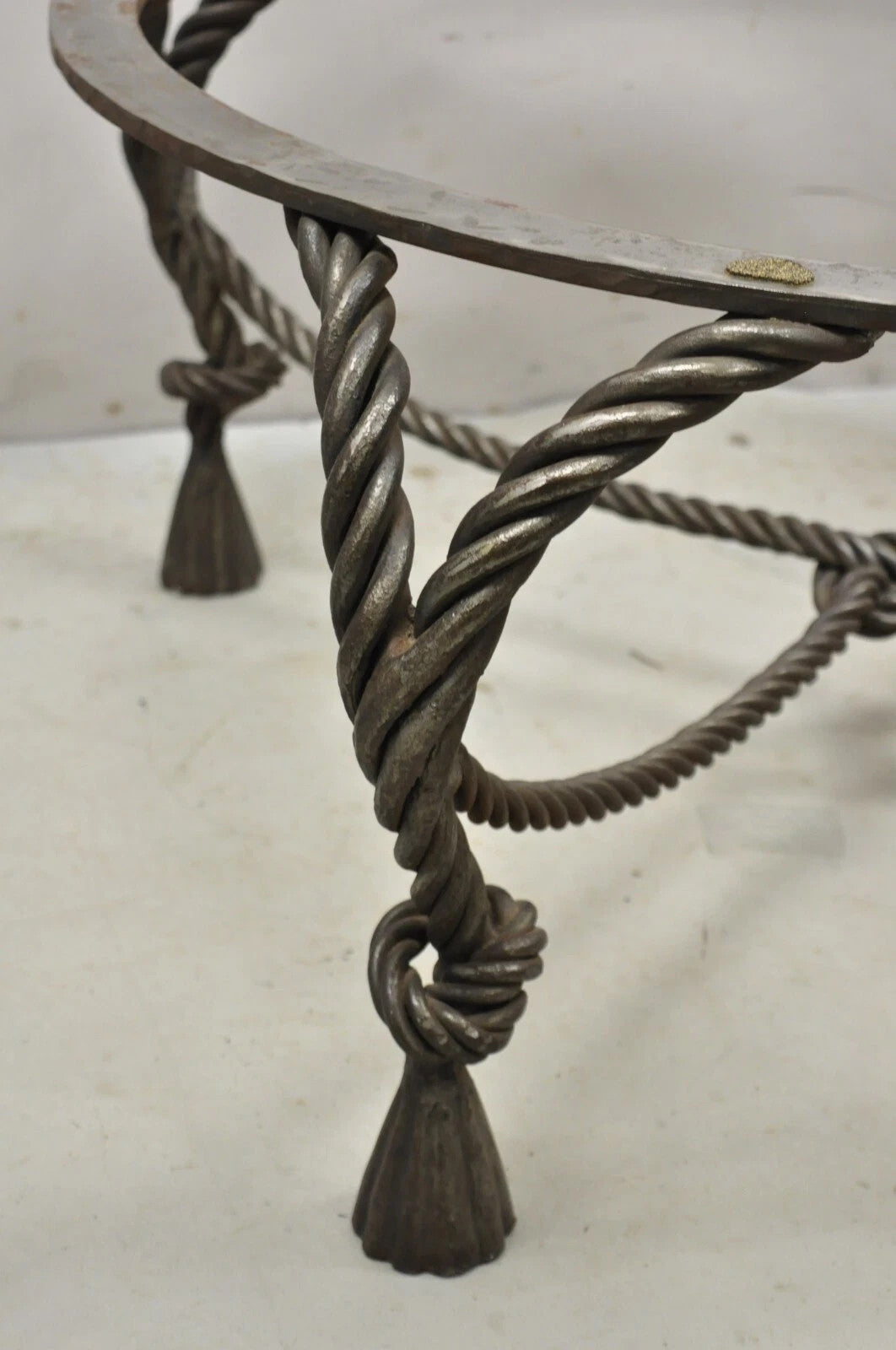 Italian Hollywood Regency Steel Knotted Rope and Tassel Round Glass Coffee Table