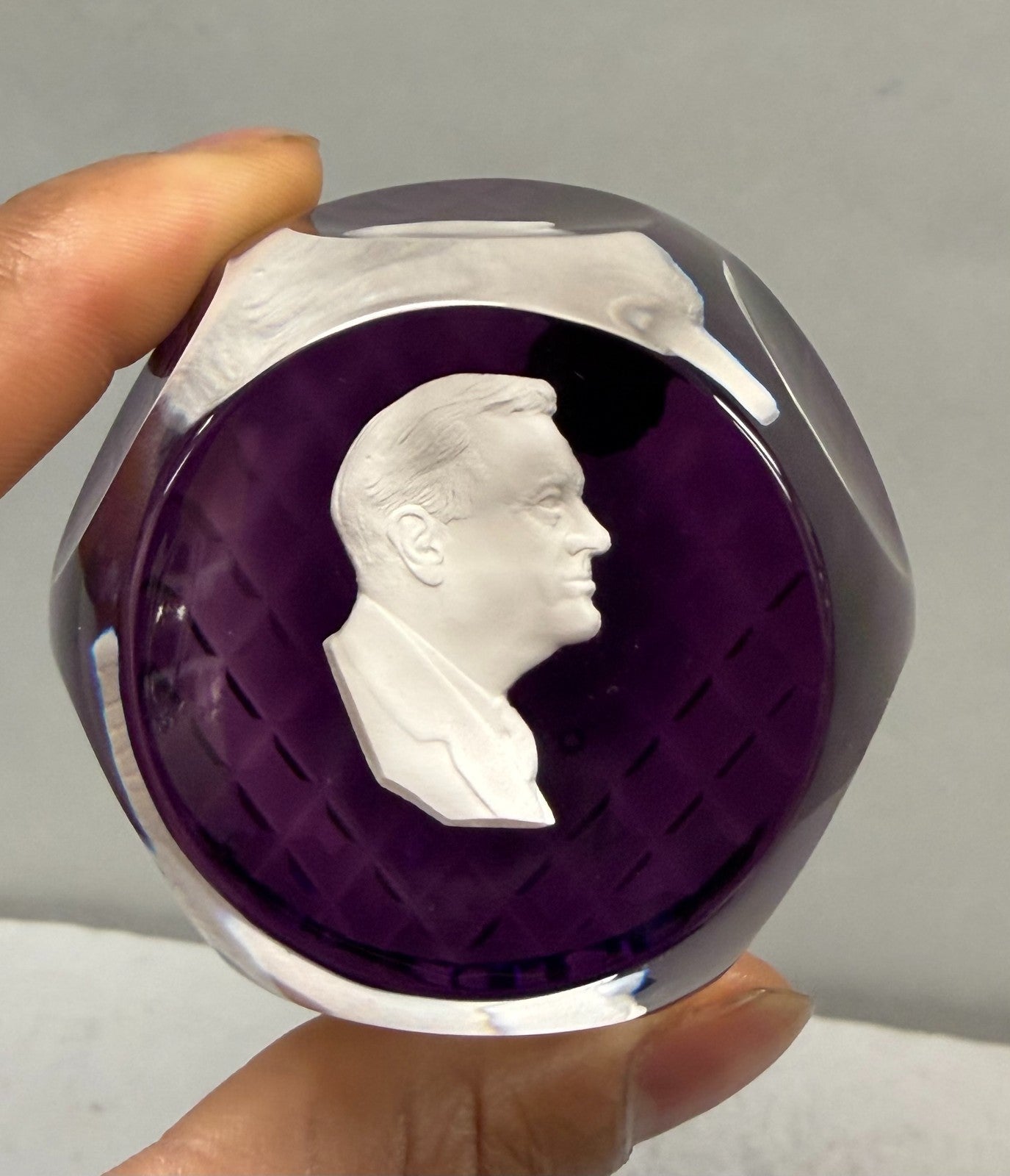 Cristal D'Albret France Franklin D Roosevelt Sulphide Paperweight Faceted Purple