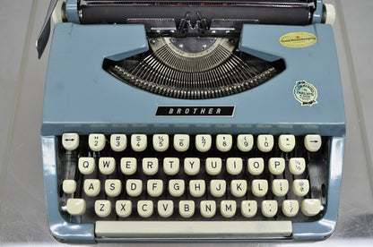 Vintage Brother Webster XL-747 Portable Typewriter Baby Blue with Metal Case