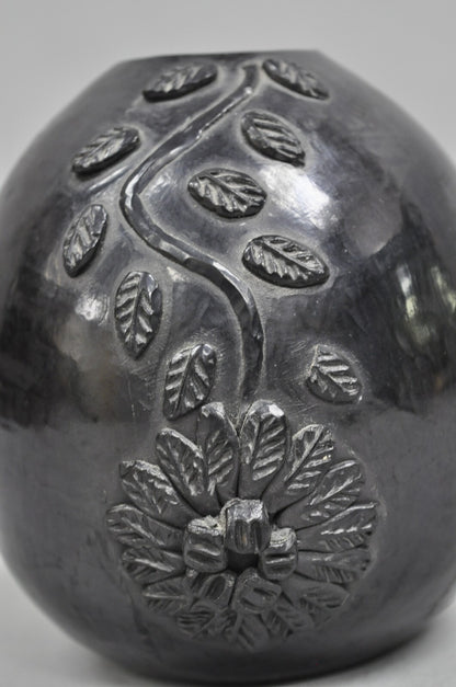 Dona Rosa Barro Negro Black Pottery 5" Flower Bud Vase Mexico Mid Century Modern