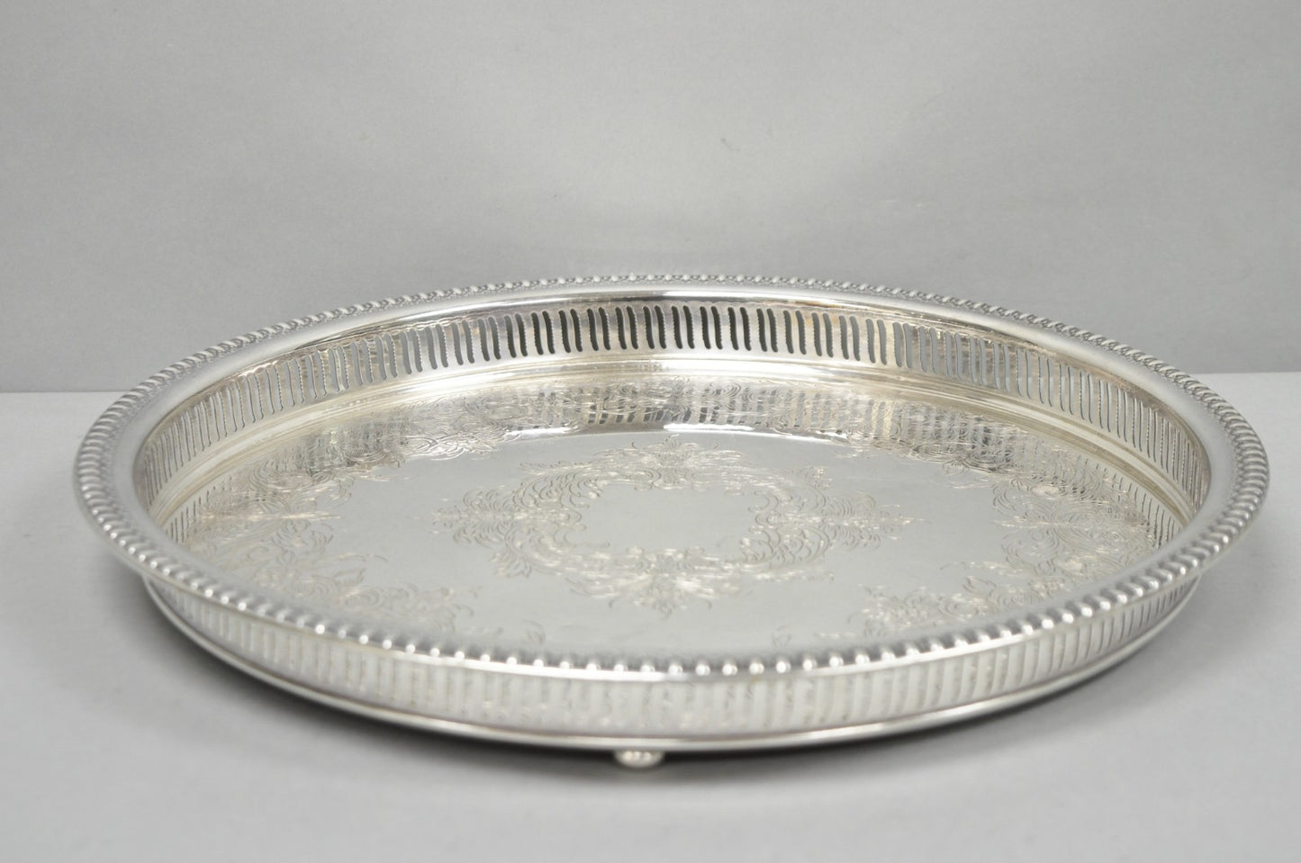 Webster Wilcox "Brandon Hall" 7572G Silver Plated Reticulated 15" Round Bar Tray