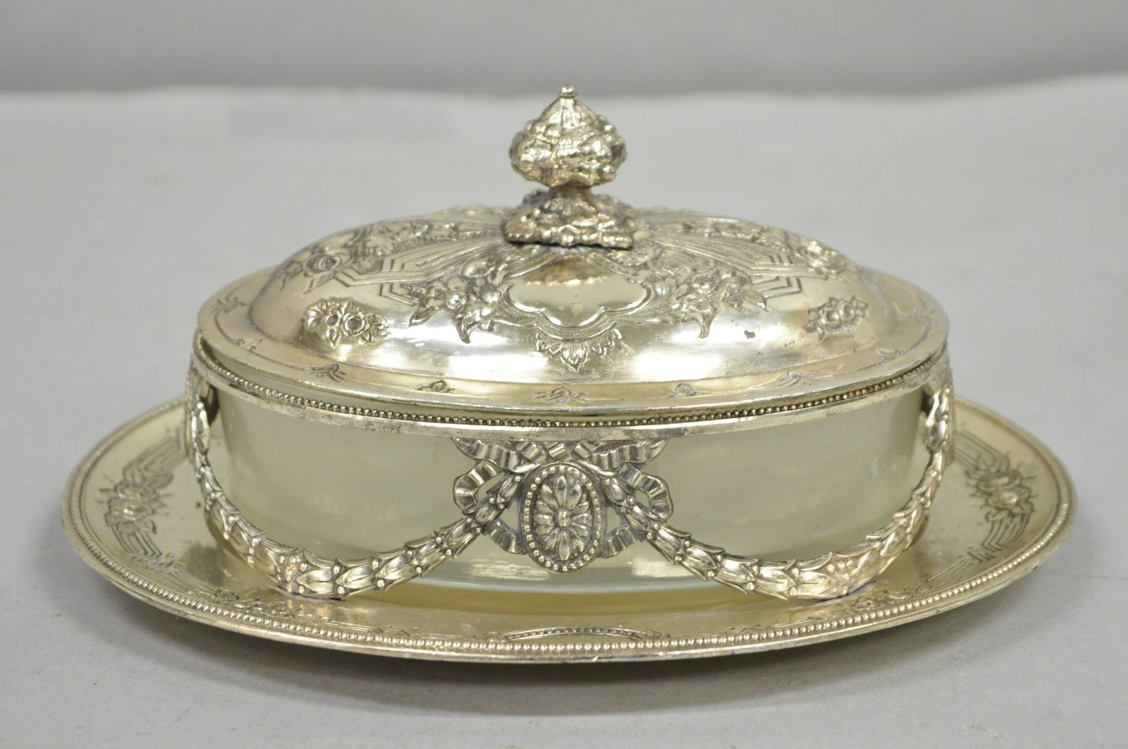 Antique Corbell & Co England Edwardian Adam Silver Plated Ornate Butter Dish