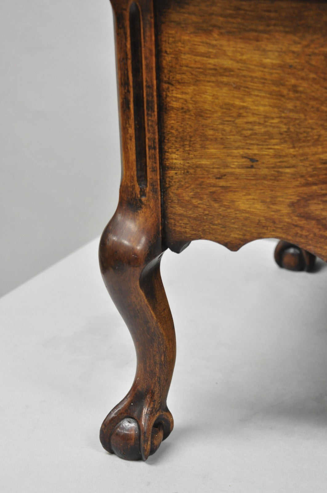 Antique Flip Top Georgian Chippendale Style Mahogany Shoe Shine Box Footstool