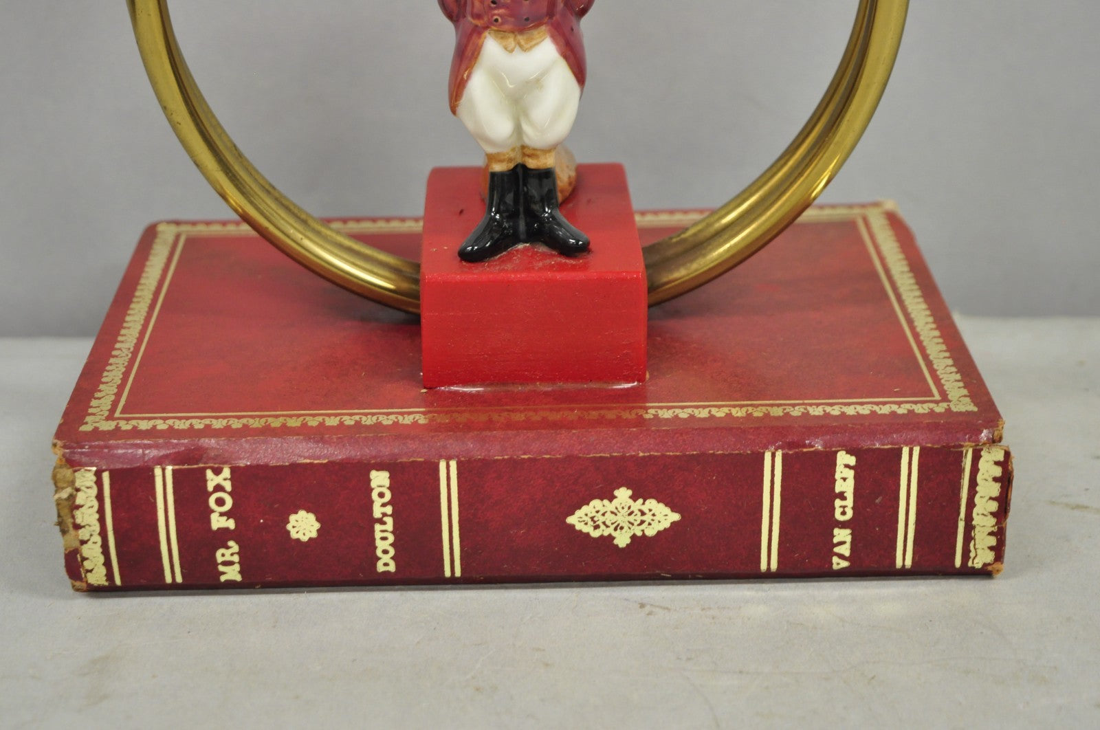 Vintage Equestrian Porcelain Snooty Mr Fox Brass Trumpet on Red Book Table Lamp