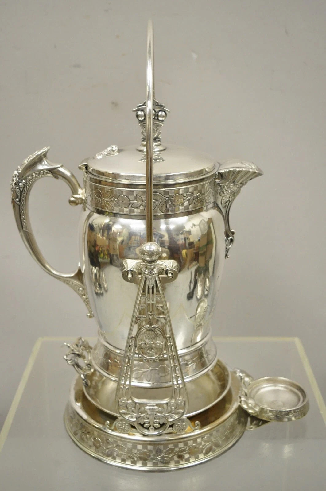 Antique Wilcox Silver Plated Victorian Ornate Tilt Stand Water Lemonade Pitcher