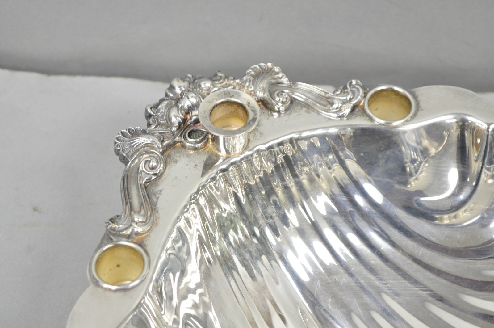 Vintage Sheffield Silver Co. Clam Shell Silver Plated Footed Serving Dish