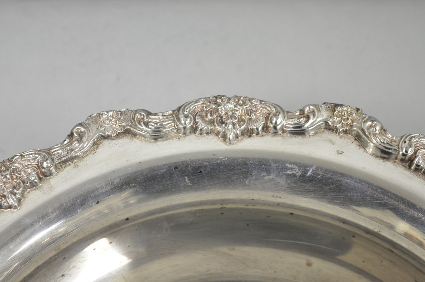Towle Victorian Silver Plated Floral Punchbowl Champagne Chiller Ice Bucket