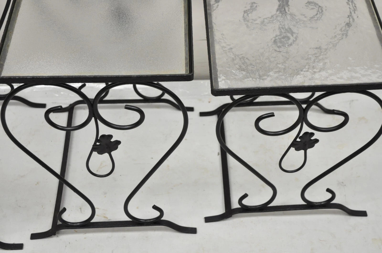 Vintage Salterini Wrought Iron Maple Leaf Garden Nesting Side Tables - Set of 3
