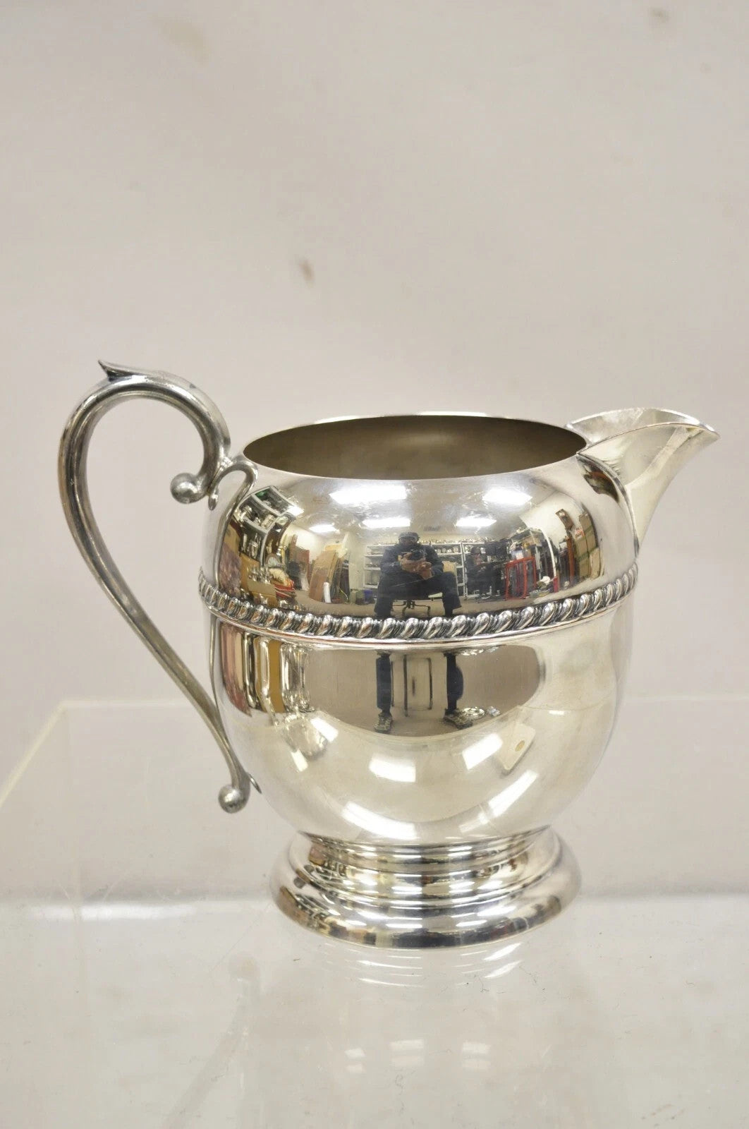 Vintage Sheridan Victorian Silver Plated Bulbous Lemonade Water Pitcher