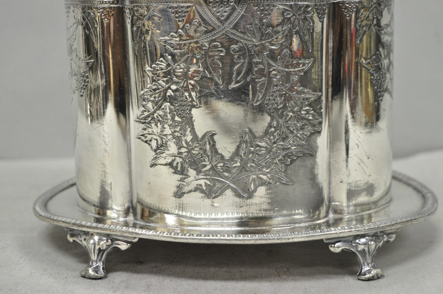 Antique Victorian Silver Plated Etched Footed Hinged Biscuit Barrel Jar on Stand