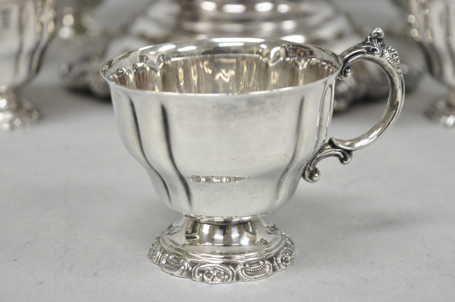 Vintage Baroque by Wallace 252 & 253 Silver Plated Punch Bowl Set w/ 10 Cups