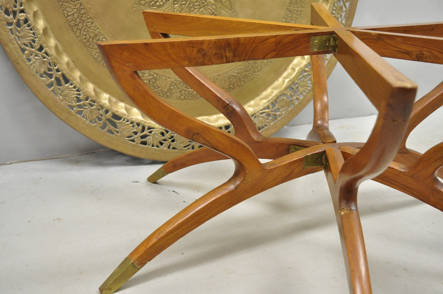 Vintage Moroccan 40" Round Brass Tray Top Teak Folding Spider Leg Coffee Table
