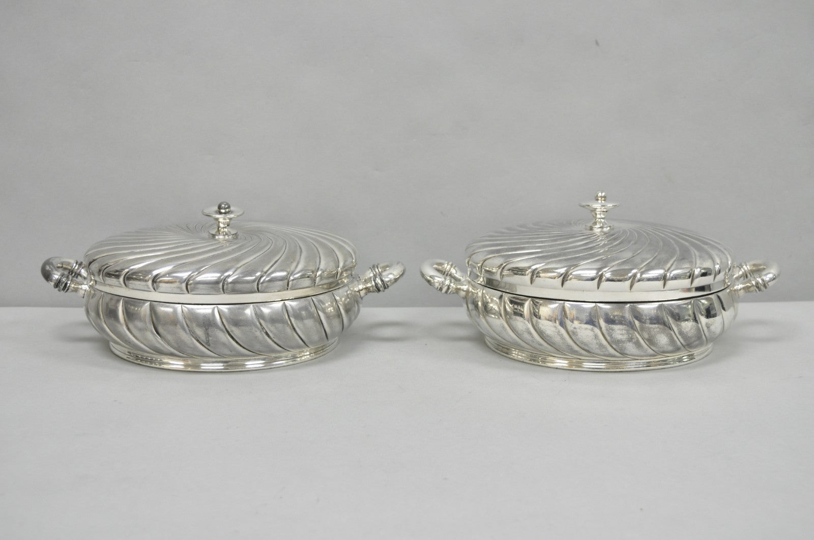 Antique Meriden B Co Spiral Swirl Silver Plated Covered Serving Dish Tureen Pair