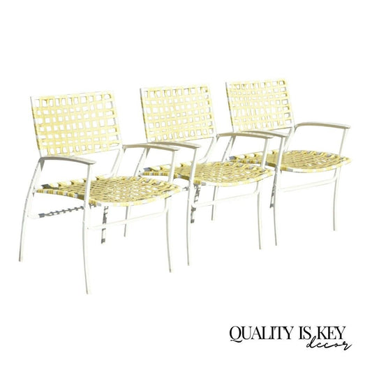 Medallion Aluminum Yellow Woven Vinyl Strap Patio Pool Lounge Chair - 1 Chair