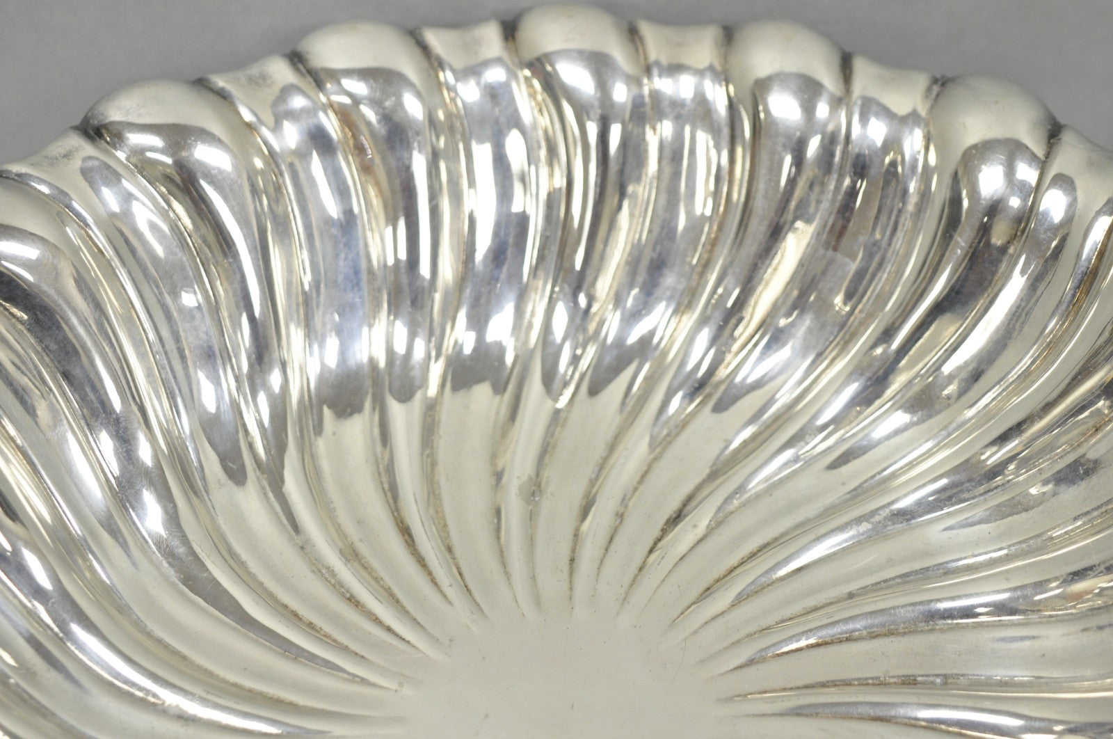 Vintage Mid Century Modern Swirl Pattern Silver Plated Centerpiece Fruit Bowl