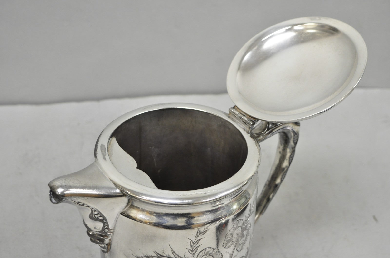 Wilcox Silver Plate Co Art Nouveau Silver Plated Duck Handle Coffee Pot Pitcher