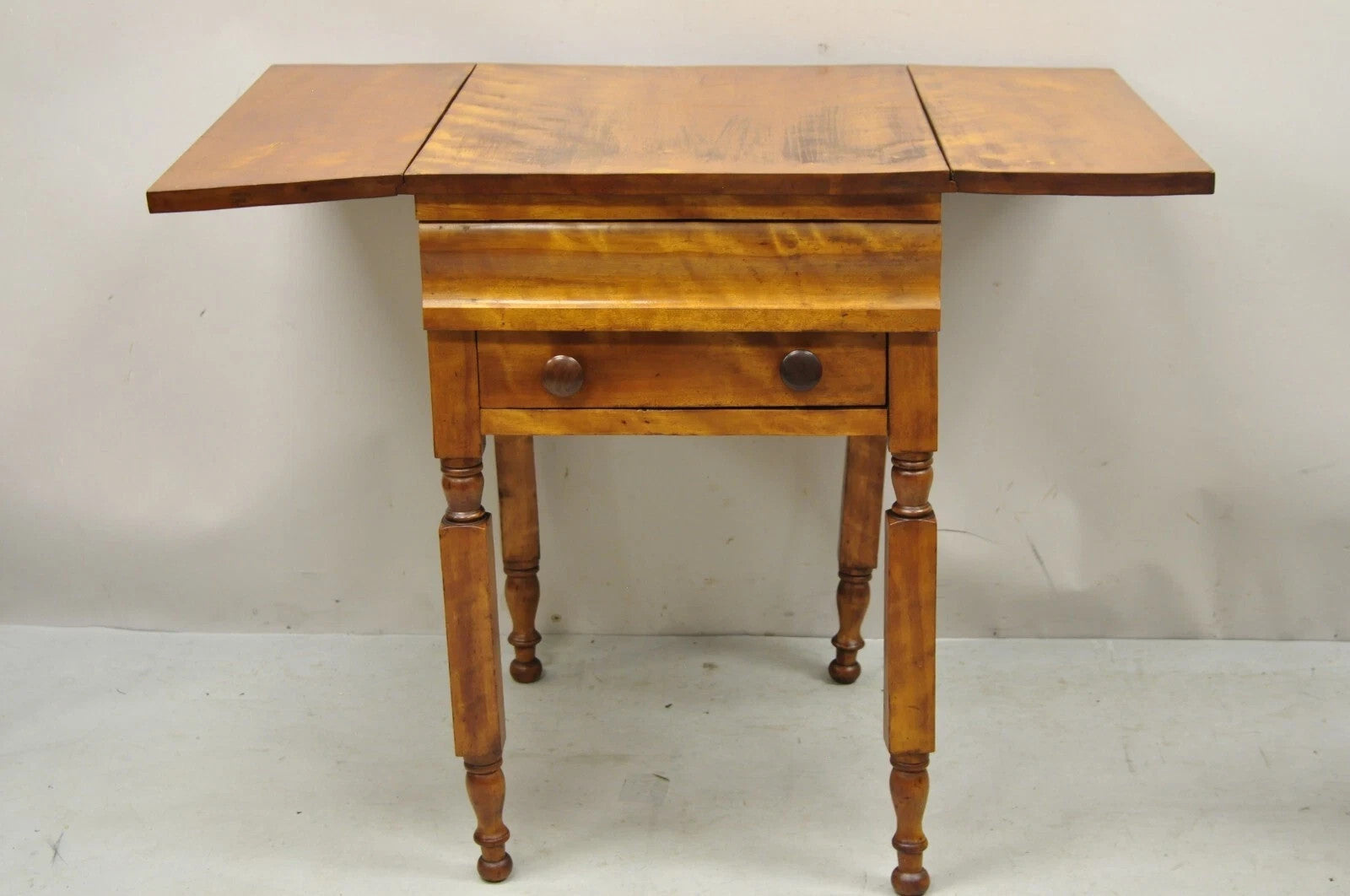 Antique Sheraton Chestnut Wood 2 Drawer Pembroke Drop Leaf Work Side End Table