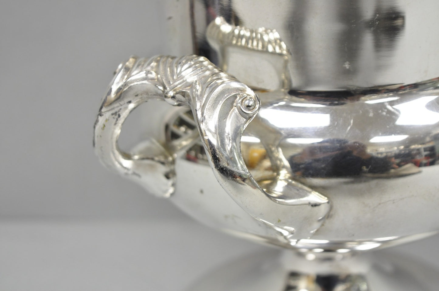 Vintage Towle Silver Plated Trophy Cup Urn Champagne Chiller Bar Ice Bucket