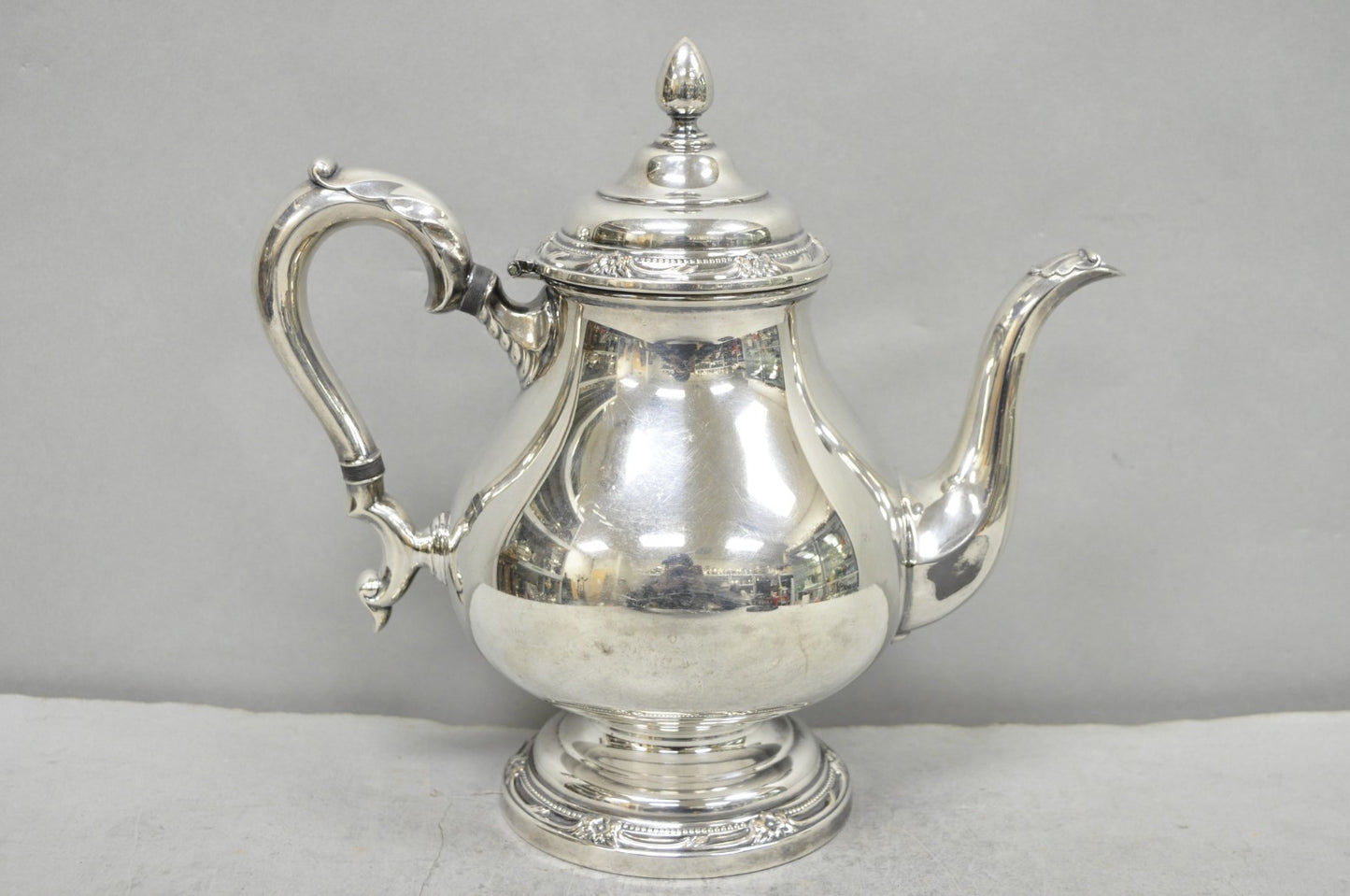Vintage Rogers Bros Remembrance 9802 Victorian Silver Plated Teapot Tea Kettle