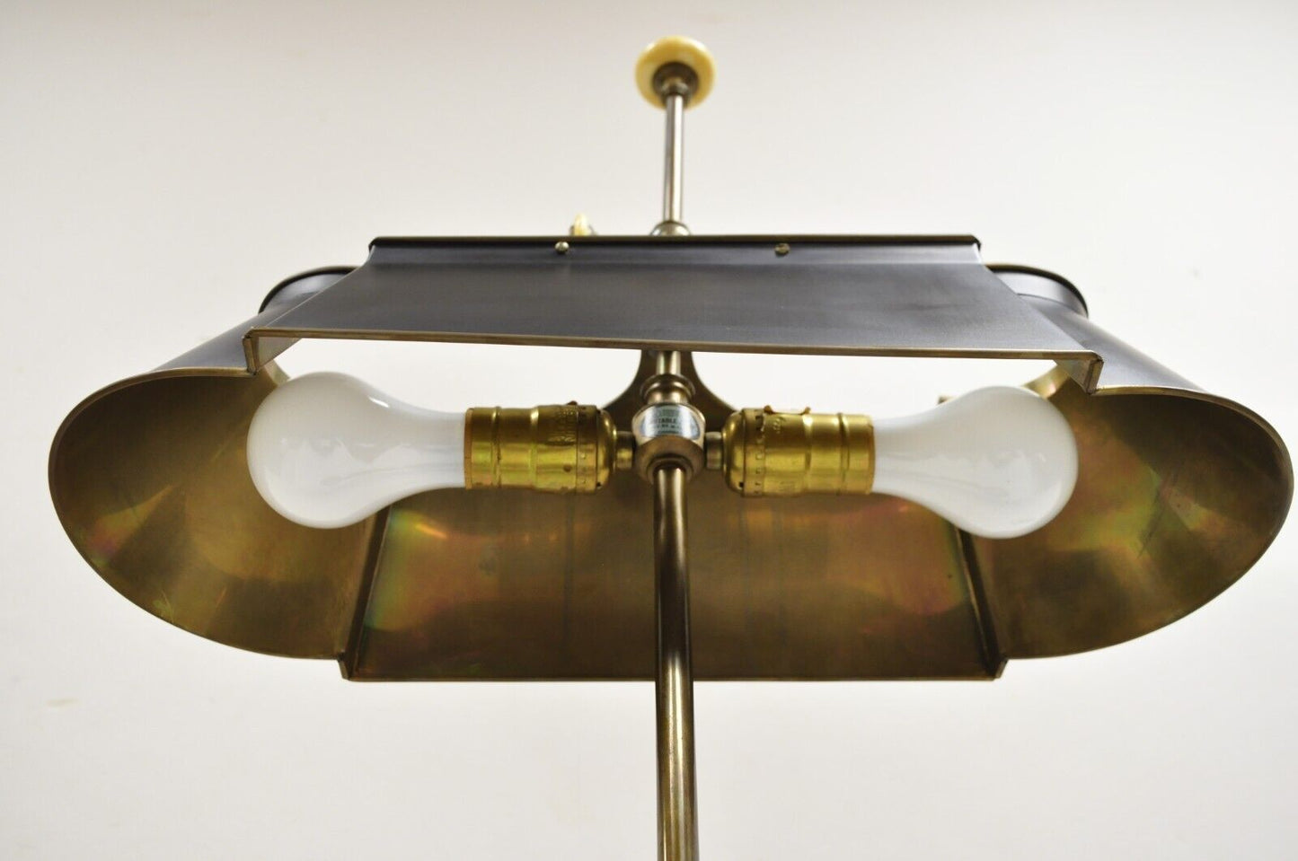 Vintage Chapman 1972 Bouillotte Brass Desk Table Lamp w/ Black Tole Metal Shade