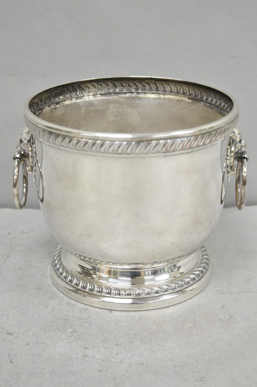 Poole English Regency Silver Plated Lion Head Champagne Chiller Ice Bucket